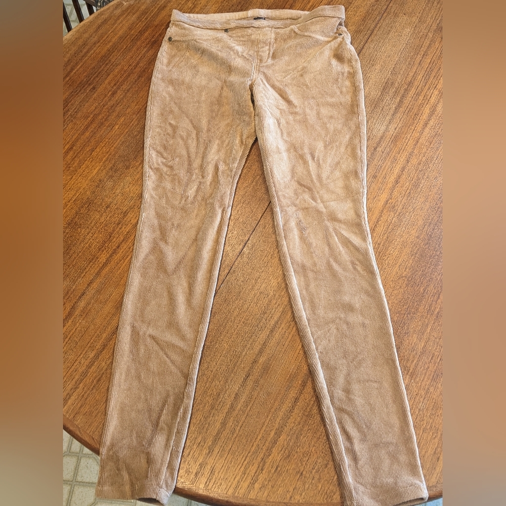 Hue corduroy tan leggings